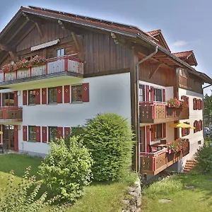 Alpenstern Finy, Bio-gästehaus Oy-Mittelberg